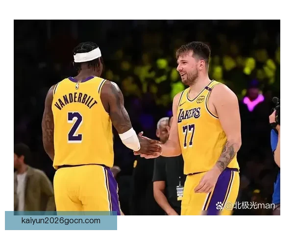 湖人战胜篮网引争议裁判判罚雷迪克称篮网几乎每回合都犯规