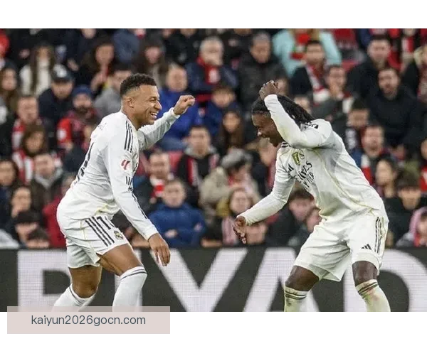 皇马1-2遭绝杀龙赛罗怒批姆巴佩卡马文加称该清洗半支球队